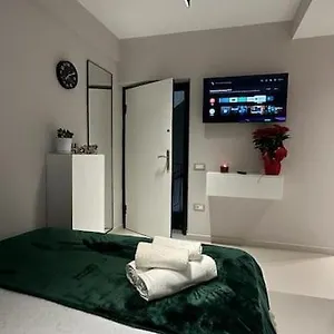 https://host-tirana.albaniahotels.org