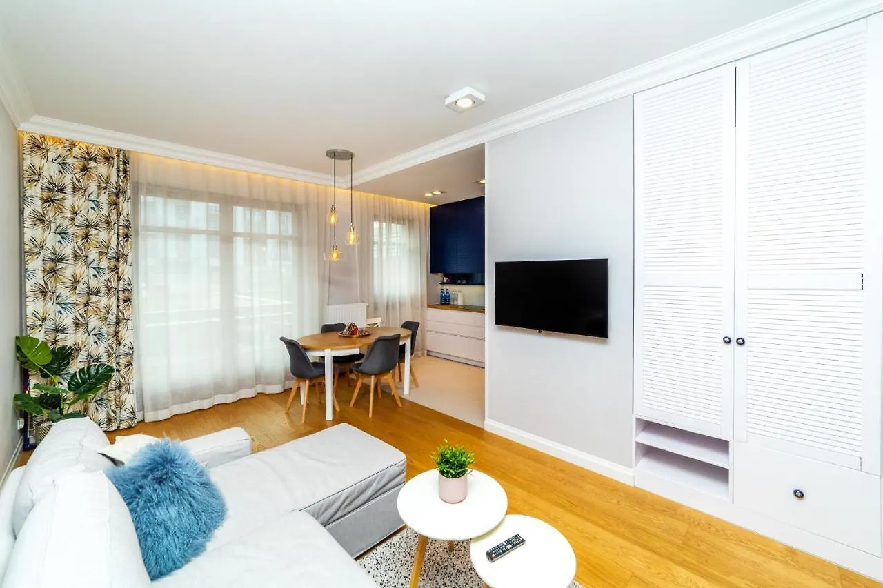 Apartment Niebieski - Neptun Park By Oneapartments Gdansk Poland